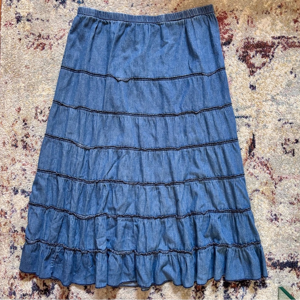 Seven Tier Circle Skirt - Medium